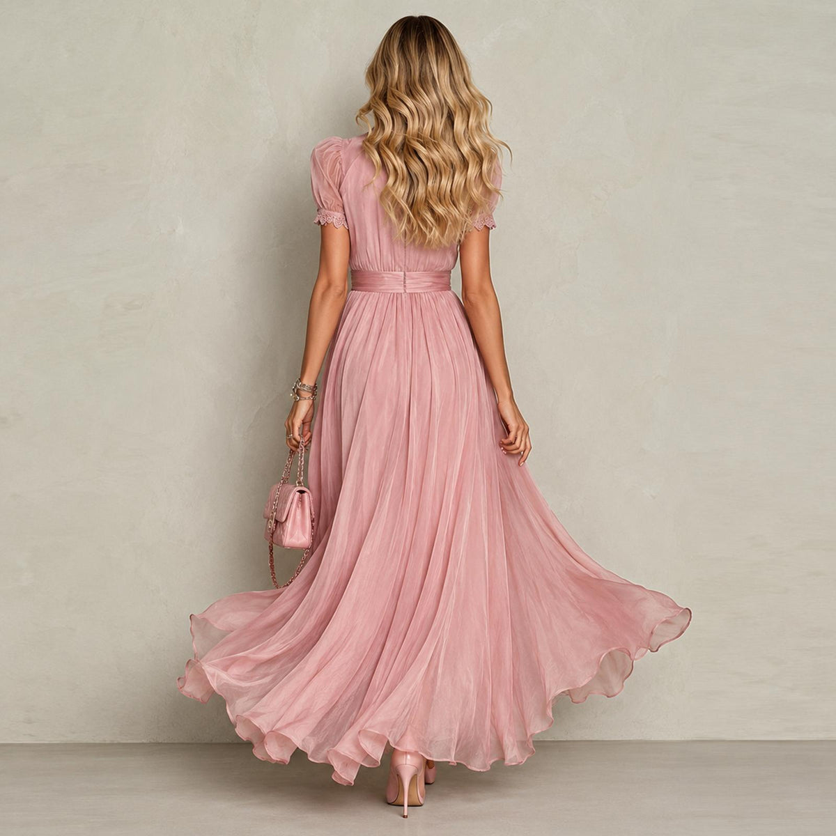 María | Vestido Elegante que Estiliza