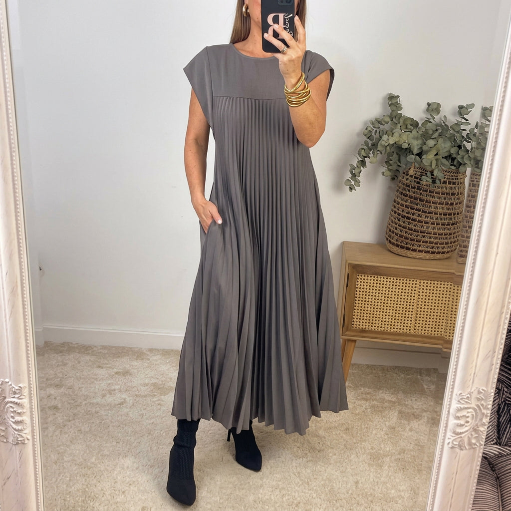 Ana – Vestido de Confort Atemporal